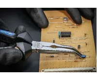 BGS Telefonní kleště , zahnuté, 200 mm (4)