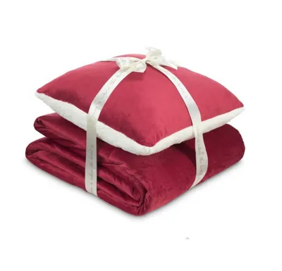 Dormeo Sada polštáře a přikrývky Warm Hug 2018 130x190 cm - červená