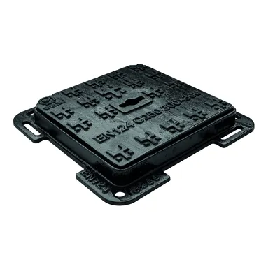 ITA DAKOTA litinový poklop s rámem 300x300 C250