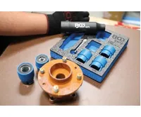 BGS Kartáče pro čištění šroubů a čepů matic kol (1)