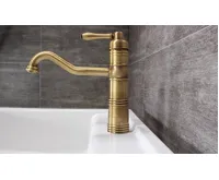 Chambord Clemence Antický bronz (13)