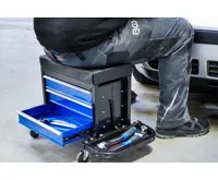 BGS Pojízdné dílenské sedátko, se 3 zásuvky (1)