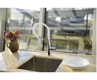 SAPHO SILI stojánková dřezová baterie, flexibilní ramínko, bílá/chrom (5)