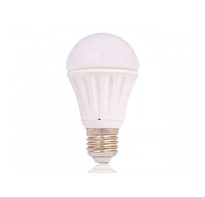 Platinium LED žárovka E27, 7W, teplá bílá