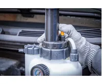 BGS Sada přípravku pro odvzdušnění brzdového a spojkového systému,  2,5 l - BGS 71049 (3)