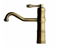 Chambord Clemence Antický bronz (1)