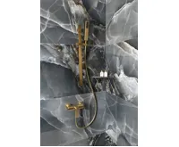 SAPHO Sprchová tyč, posuvný držák, hranatá, 680mm, ABS/zlato mat (4)