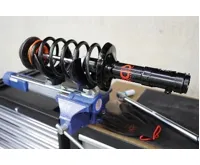 BGS Stahovák spirálových pružin, 1800 kg, 2 páry podkov (1)