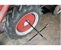 BGS Klíč křížový na kola nákladních vozidel, skládací, čtyřhran, 24 x 27 x 32 x 20 mm (3/4" (2)