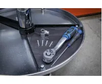 BGS Sedačka pojízdná pro autoservisy (4)