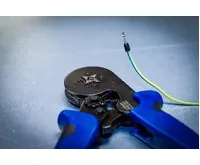 BGS Krimpovací kleště pro kabelové dutinky 0,25–10 mm2 | se soupravou kabelových dutinek 0,5–1 (4)