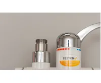 Redukce 3/4" k baterii s el. ohřevem vody Delimano, HomeLife, Elba (1)