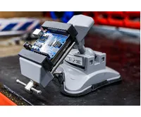 BGS Stolní svěrák | otočný | Čelisti 70 mm | s vakuovou sací základnou (1)