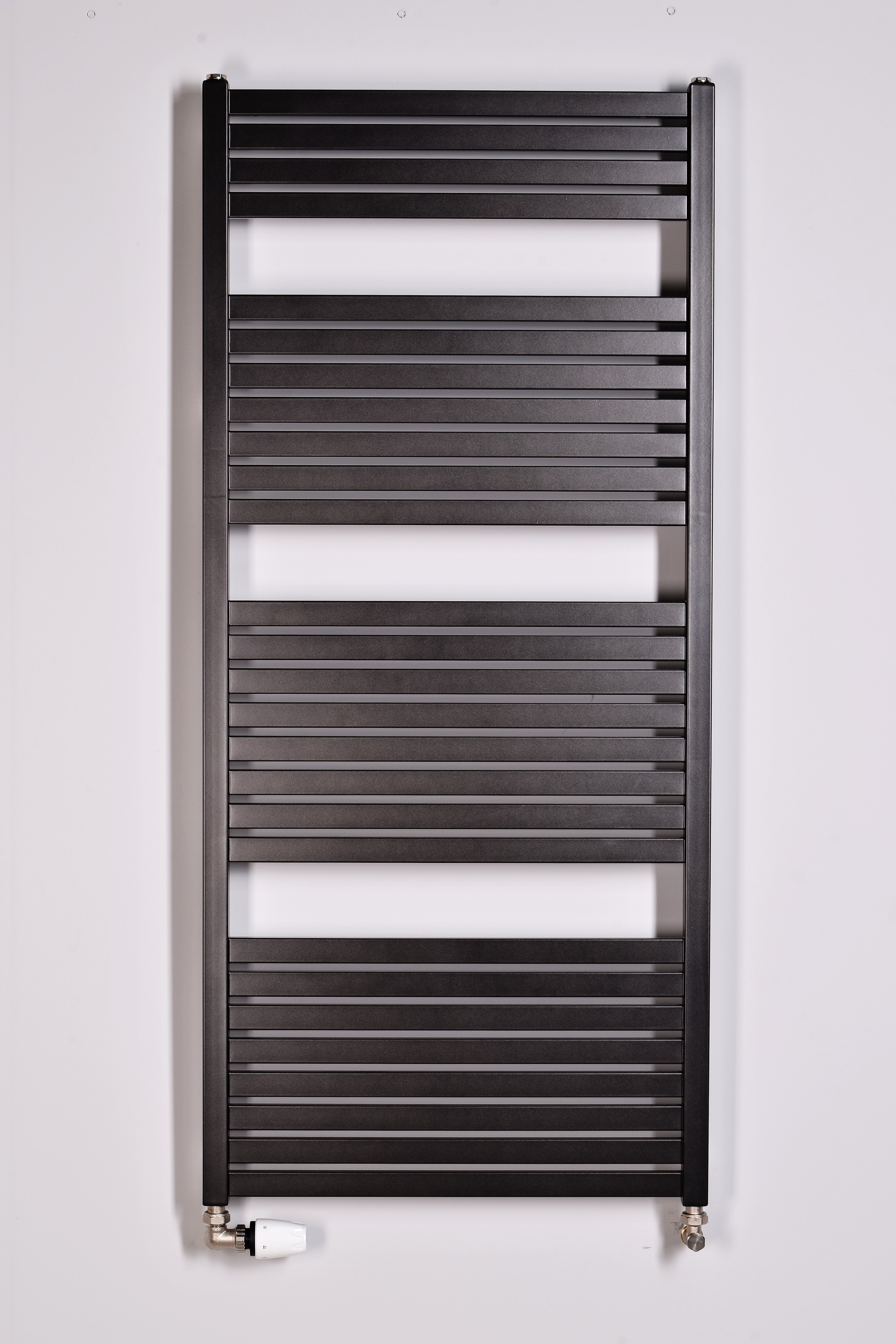 Koupelnový radiátor thermal kh 600/1330 - černý mat