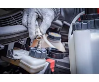 BGS Sada přípravku pro odvzdušnění brzdového a spojkového systému,  2,5 l - BGS 71049 (2)